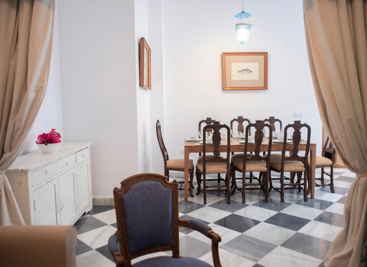 Gatu Premium Apartamento Palacio Oneto Con Jardin Privado " Preferente Mayores De 25 Anos Y Familias " Ел Пуерто де Санта Мария Екстериор снимка