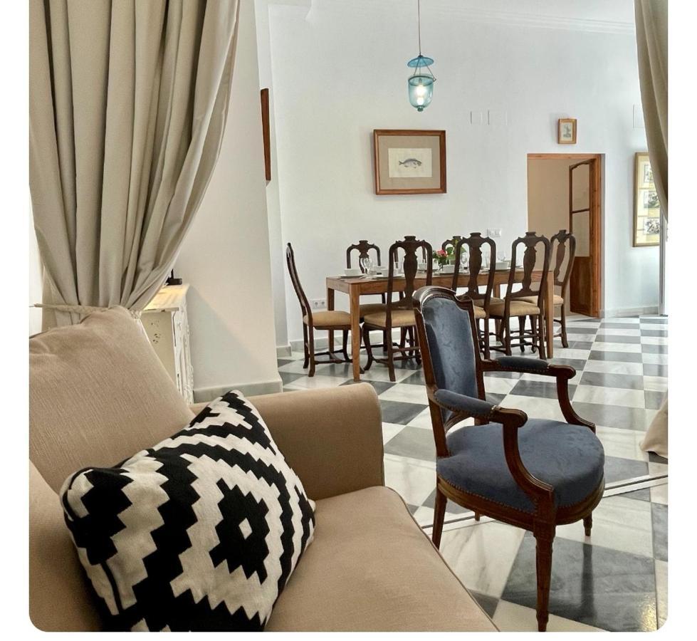 Gatu Premium Apartamento Palacio Oneto Con Jardin Privado " Preferente Mayores De 25 Anos Y Familias " Ел Пуерто де Санта Мария Екстериор снимка