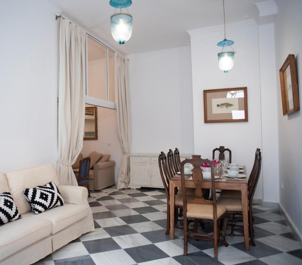 Gatu Premium Apartamento Palacio Oneto Con Jardin Privado " Preferente Mayores De 25 Anos Y Familias " Ел Пуерто де Санта Мария Екстериор снимка